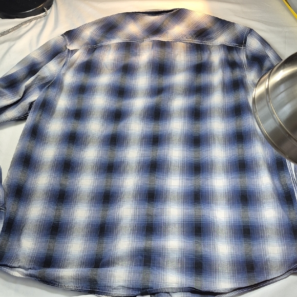 American Rag Men's XXL Long Sleeve Button Down Plaid Shirt - Blue and White - Picture 10 of 15
